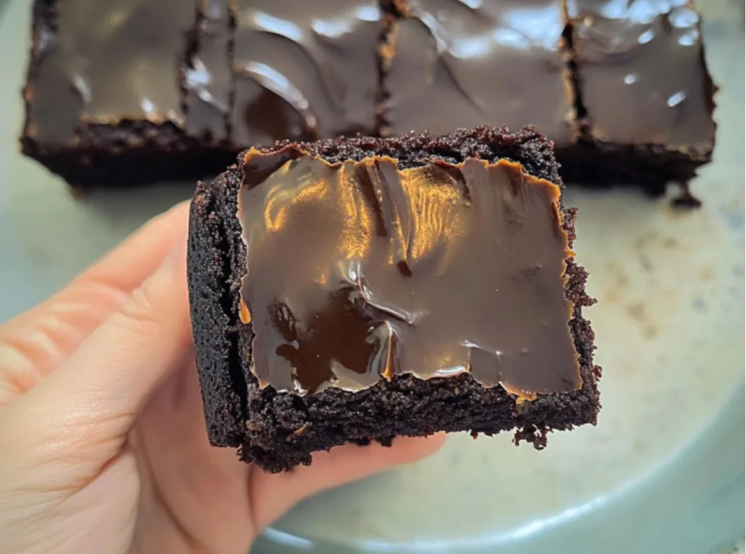 Glossy Fudgy Chocolate Brownies