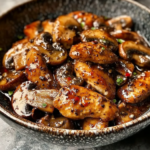 Spaghetti with Spicy Ground Beef and Tomato Sauce 3 Spaghetti with Spicy Ground Beef and Tomato Sauce