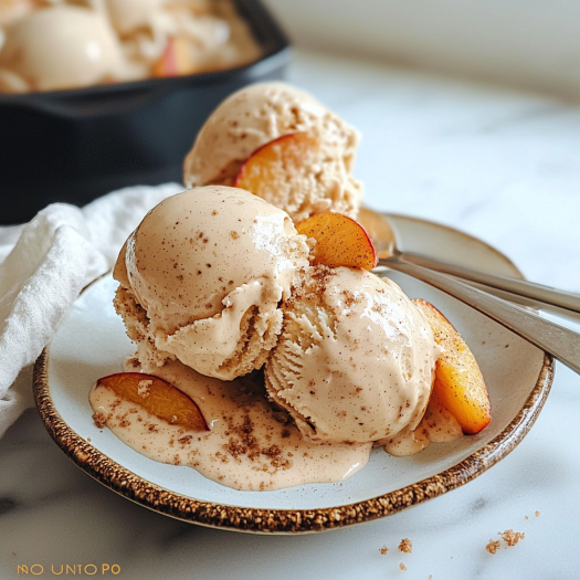 Peach Snickerdoodle Ice Cream (No Churn)