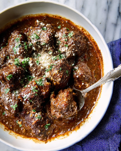 Classic Italian Meatballs in Rich Tomato Sauce